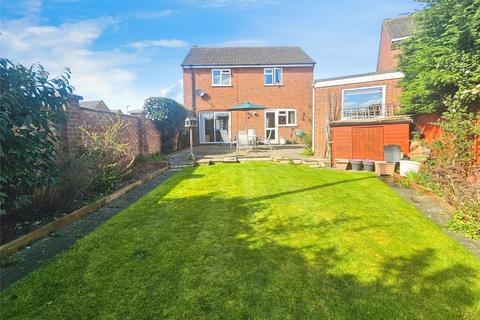 27 Edenside Drive, Attleborough, NR17 2EL