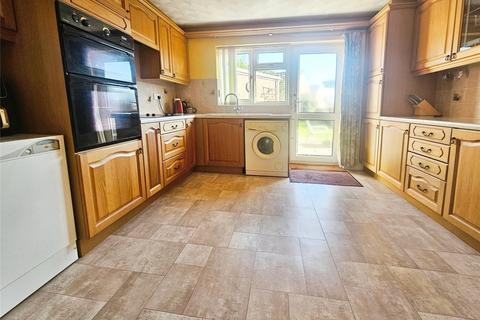 27 Edenside Drive, Attleborough, NR17 2EL