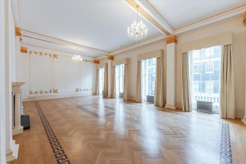 Flat 12, 4 Queen Annes Gate, London, SW1H 9AA