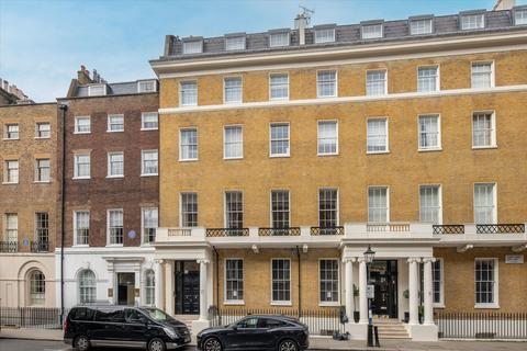 Flat 12, 4 Queen Annes Gate, London, SW1H 9AA