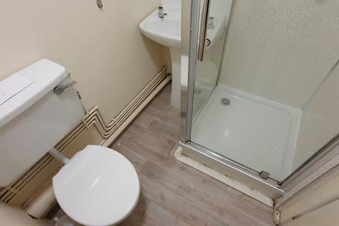 1 bedroom ground floor flat for sale, The Pines, Mardy NP7