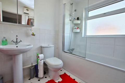 3 Welbeck Close, Borehamwood, WD6 1UG