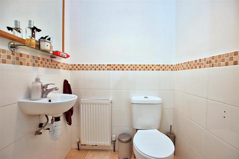 3 Welbeck Close, Borehamwood, WD6 1UG