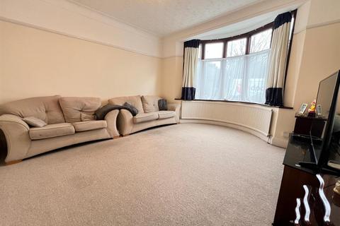 3 bedroom house for sale, South Park Road, Ilford