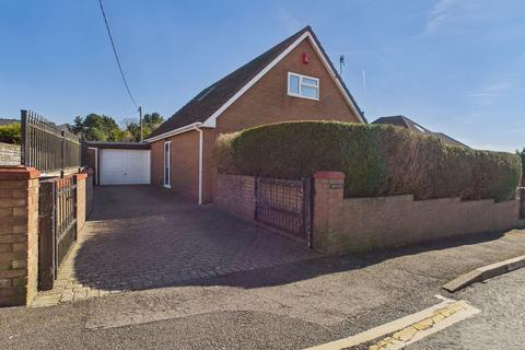 4 bedroom detached house for sale, Hawthorn Road, Beaufort, NP23