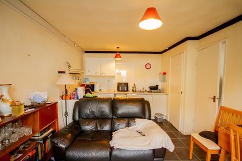 1 bedroom flat for sale, Riverside Court, Quay Street, Lostwithiel, Cornwall, PL22