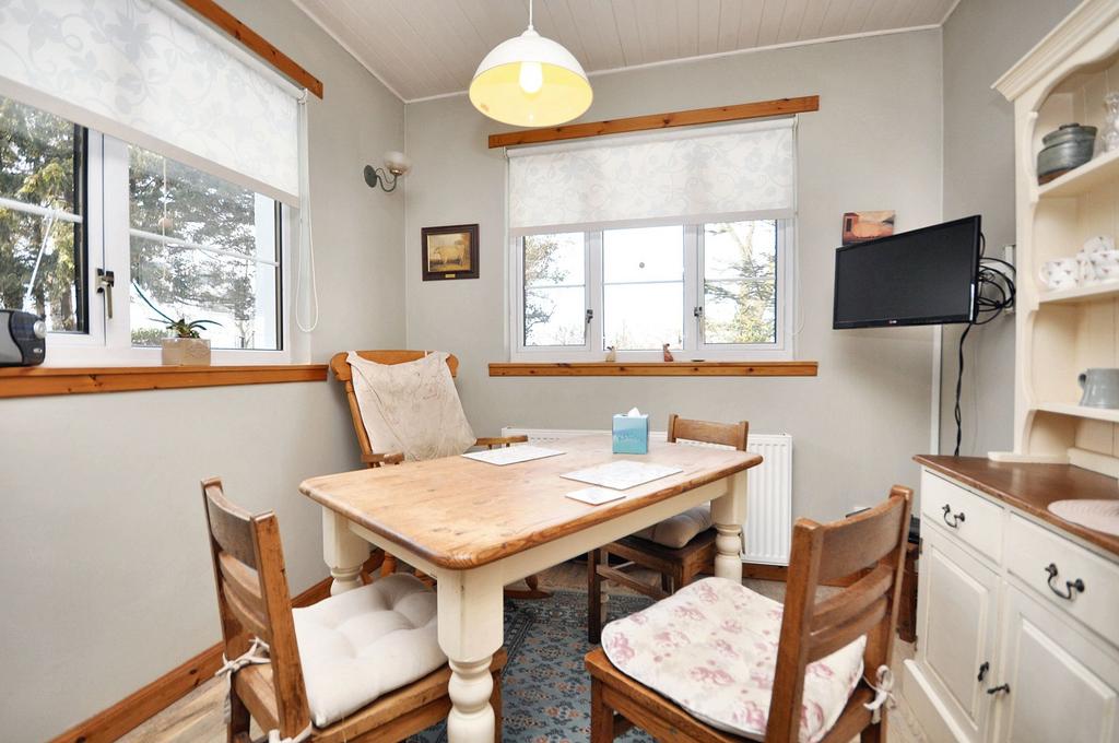 Breakfast room