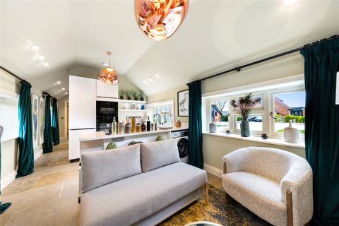 1 bedroom detached house for sale, Clay Lane, Jacob's Well, Guildford, Surrey, GU4