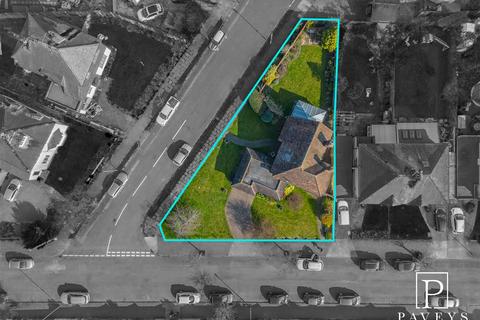 23 Eton Road, Frinton-on-sea, CO13 9JA