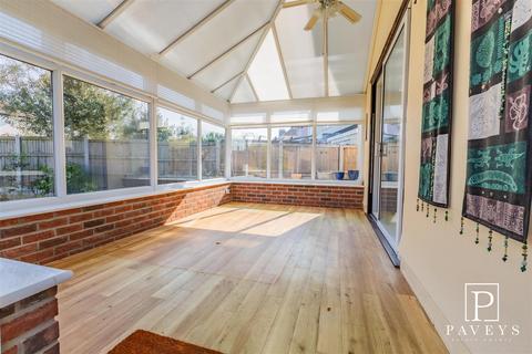 23 Eton Road, Frinton-on-sea, CO13 9JA