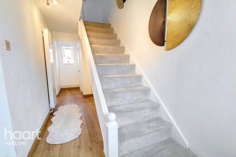 121 Radburn Close, Harlow, CM18 7EG
