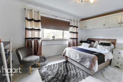 121 Radburn Close, Harlow, CM18 7EG