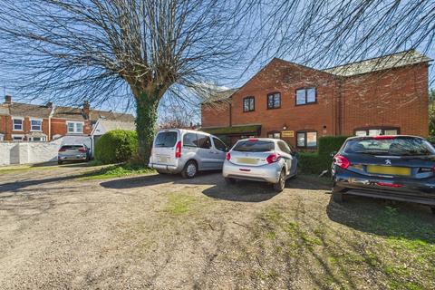 Flat 3, Amber House Lambert Road, Worcester, WR2 5DD