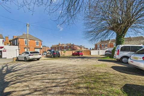 Flat 3, Amber House Lambert Road, Worcester, WR2 5DD