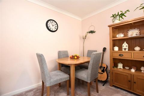 2 Bransdale Garth, Guiseley, Leeds, LS20 8QB