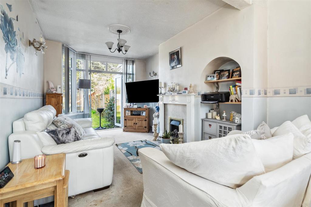 278 Hobs Moat Road 9.jpg