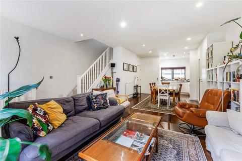 17 Acer Road, London, E8 3GX