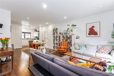 17 Acer Road, London, E8 3GX