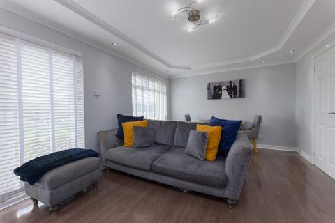 15 Asher Road, Chapelhall, ML6 8TA