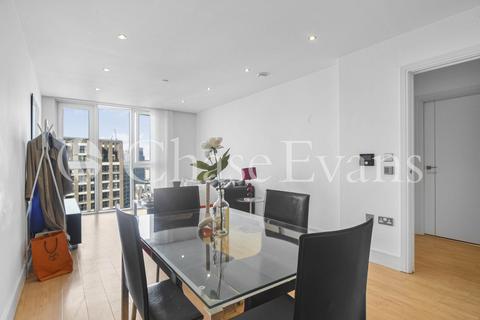 2 bedroom flat for sale, Altitude Point, Alie Street, Aldgate, London, E1