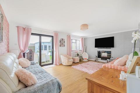 4 bedroom detached house for sale, Greenhill Way, Peacehaven, BN10 7UL