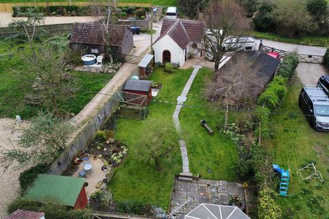 451 Bowerhill Lane, Bowerhill, Melksham, SN12 6RA