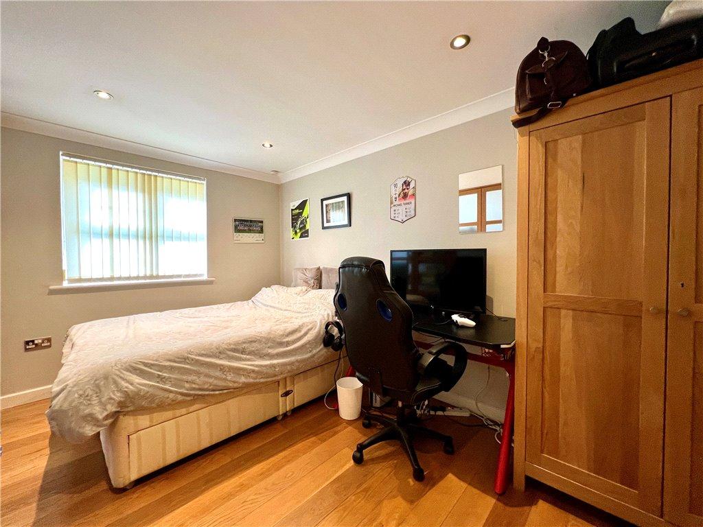 Receptio Or Bedroom