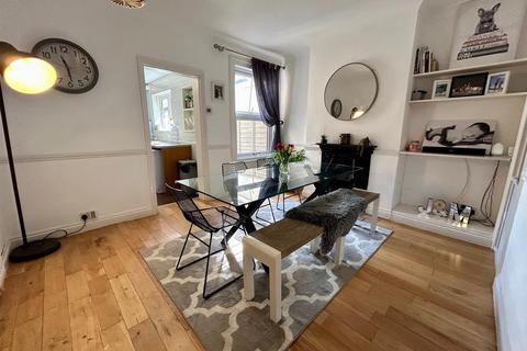 88 Eastbrook Road, Waltham Abbey, EN9 3AL