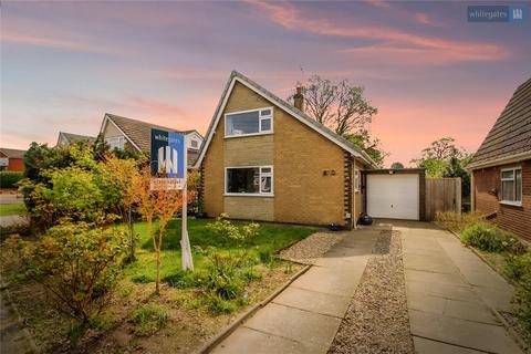 64 Lear Drive, Wistaston, Crewe, CW2 8DS
