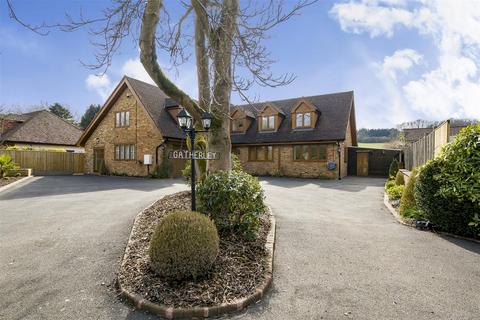 5 bedroom detached house for sale, Potten End Hill, Water End