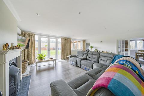 5 bedroom detached house for sale, Potten End Hill, Water End