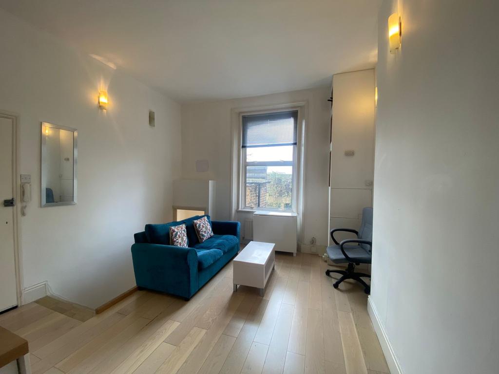 Livingroom facing window