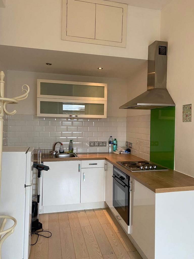 Kitchen 1