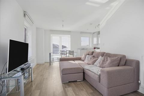 69 Bolton Drive, Shinfield, Reading, RG2 9RD