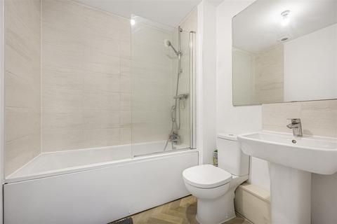 69 Bolton Drive, Shinfield, Reading, RG2 9RD