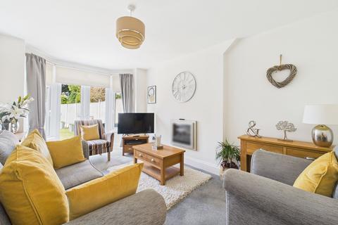 24 Brooklands Road, Nottingham, NG3 7AL
