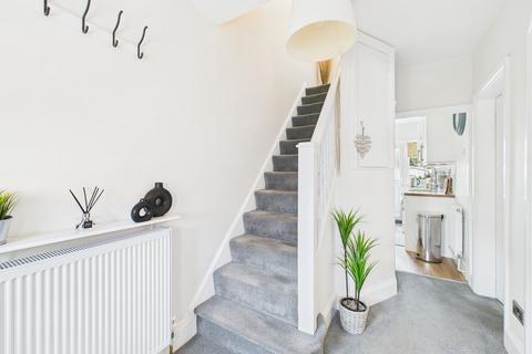 24 Brooklands Road, Nottingham, NG3 7AL