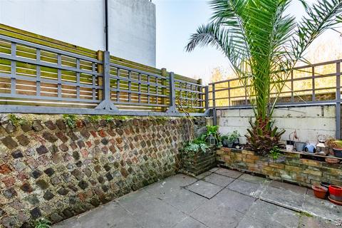 1 bedroom apartment for sale, Millers Road, Brighton