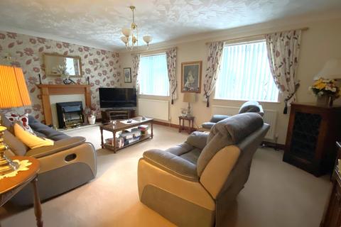 undefined, Lawrence Close, Holbeach