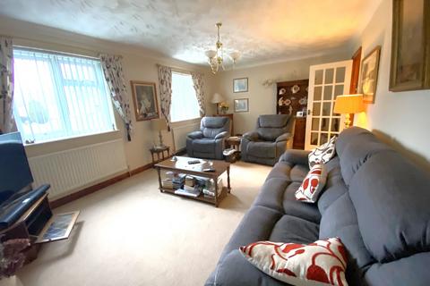 undefined, Lawrence Close, Holbeach