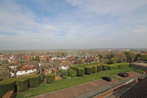 Carew Road, Eastbourne, BN21 2JL