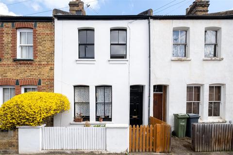3 bedroom terraced house for sale, Edgington Road, London SW16