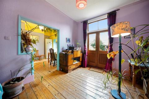 4 bedroom terraced house for sale, Wellmeadow Road, London SE6