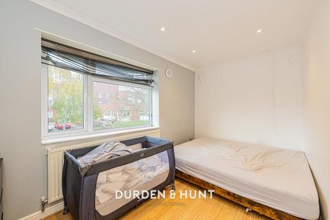 1 bedroom apartment to rent, Albert Road, Buckhurst Hill, IG9
