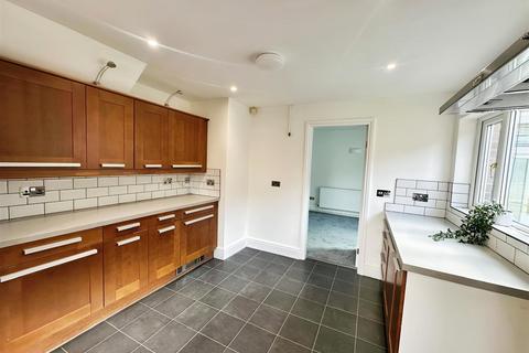 14 Summerbridge Drive, Bradford, BD10 0ER