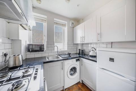 2 bedroom flat to rent, Balham Park Road, Balham, London, SW12