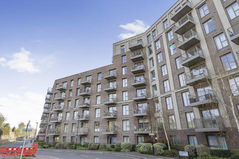 2 bedroom flat for sale, Adenmore Road, Catford, London, SE6