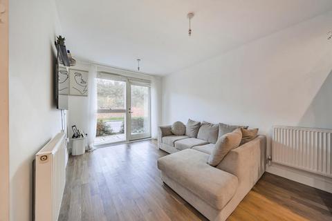 2 bedroom flat for sale, Adenmore Road, Catford, London, SE6