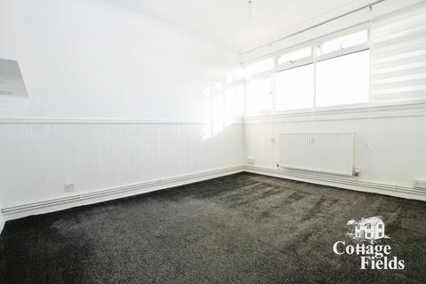 4 bedroom terraced house to rent, Beaconsfield Road, London N15