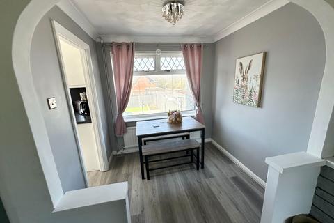 74 Castle Drive, Neath, SA11 3YE